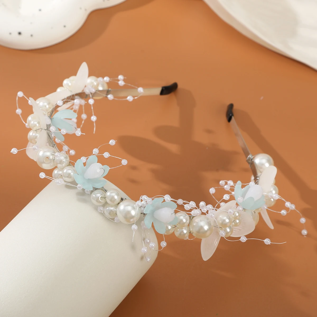 AWAYTR Elegant Girls Pearl Headbands Bridal Wedding Hairband Flower Hair Bands Wreath Bride Garland Head Hoop Hair Accessories