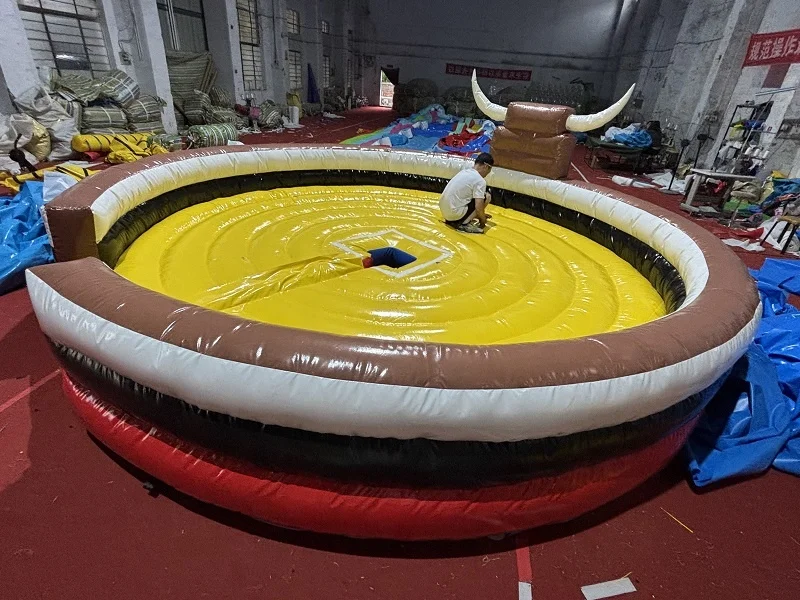 High Quality Mechanical Bullfight Machine, 5x5m Inflatable Mattress, Rodeo Bull for Indoor Amusement Park, PVC Material