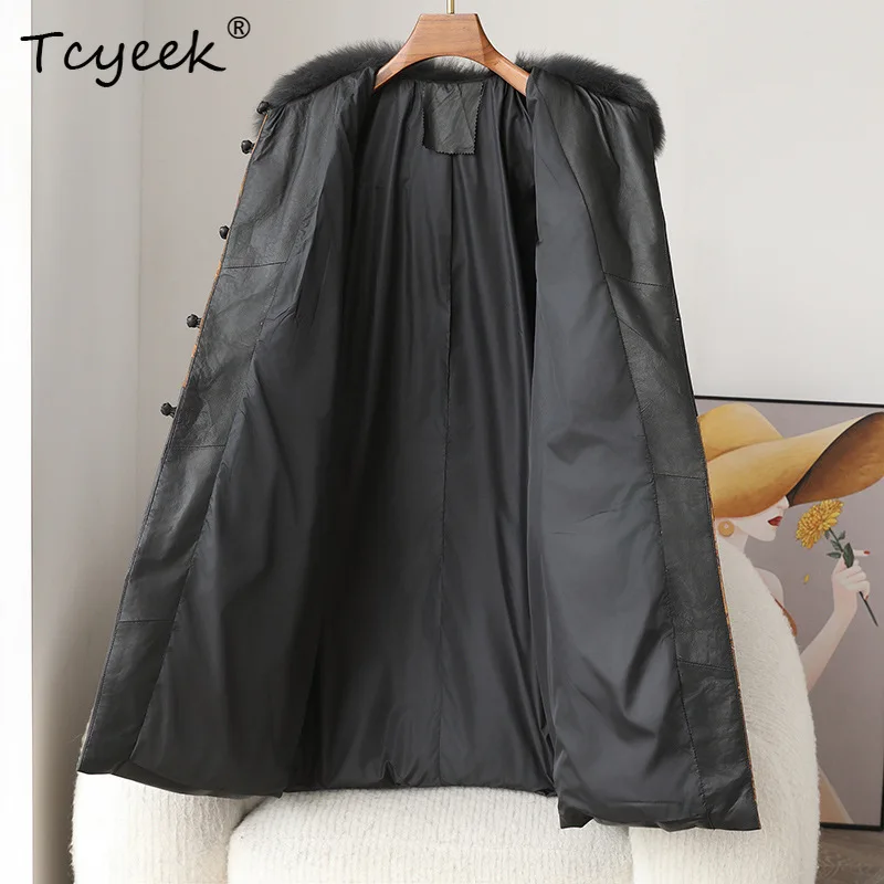 Tcyeek سترة جلدية أصلية للنساء 2025 ملابس شتوية معطف من جلد الغنم الحقيقي للنساء 90% معاطف بيضاء مبطنة بياقة من فرو الثعلب