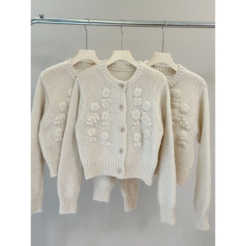 Cardigan feito à mão bordado, bordado, de malha, jaqueta suave estilo estrela, Coreia do Sul Dongdaemun 2025 Novo