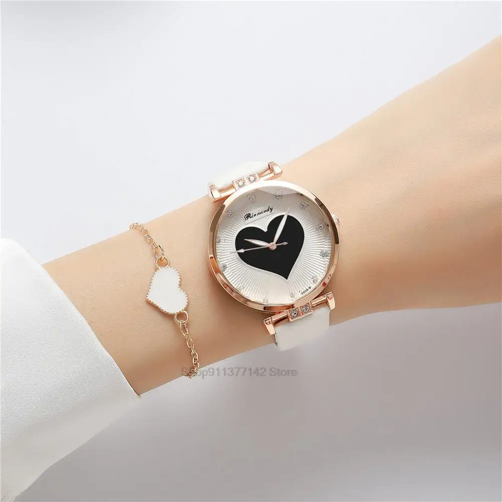 Hot Sales Fashion Branded Ladies Quartz Watch Alloy Heart Design Leather Watches Reloj Mujer On Trend With Heart Shape Bracelets