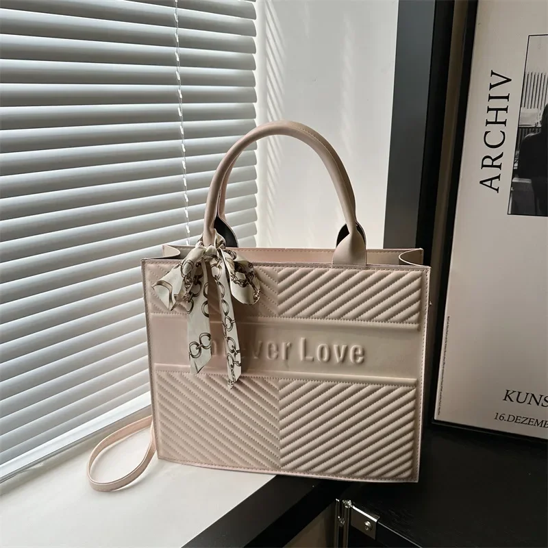 

Large capacity simple tote bag handbag popular high-end diamond bag