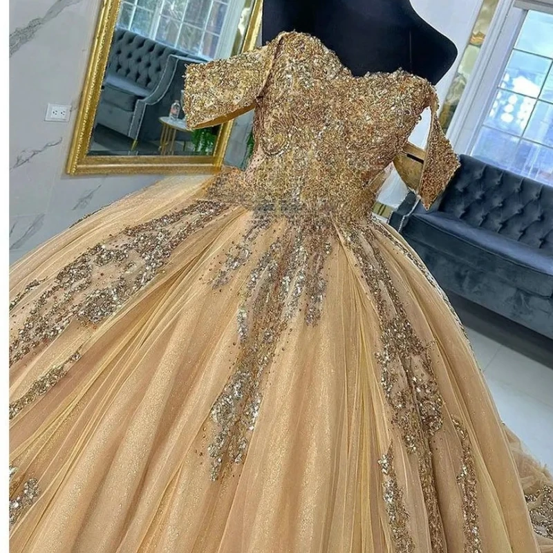 Gold Off Shoulder Beading Ball Gown Quinceanera Dresses Appliques Lace Corset Vestidos De 15 Años Party Prom Gown Formal Wear