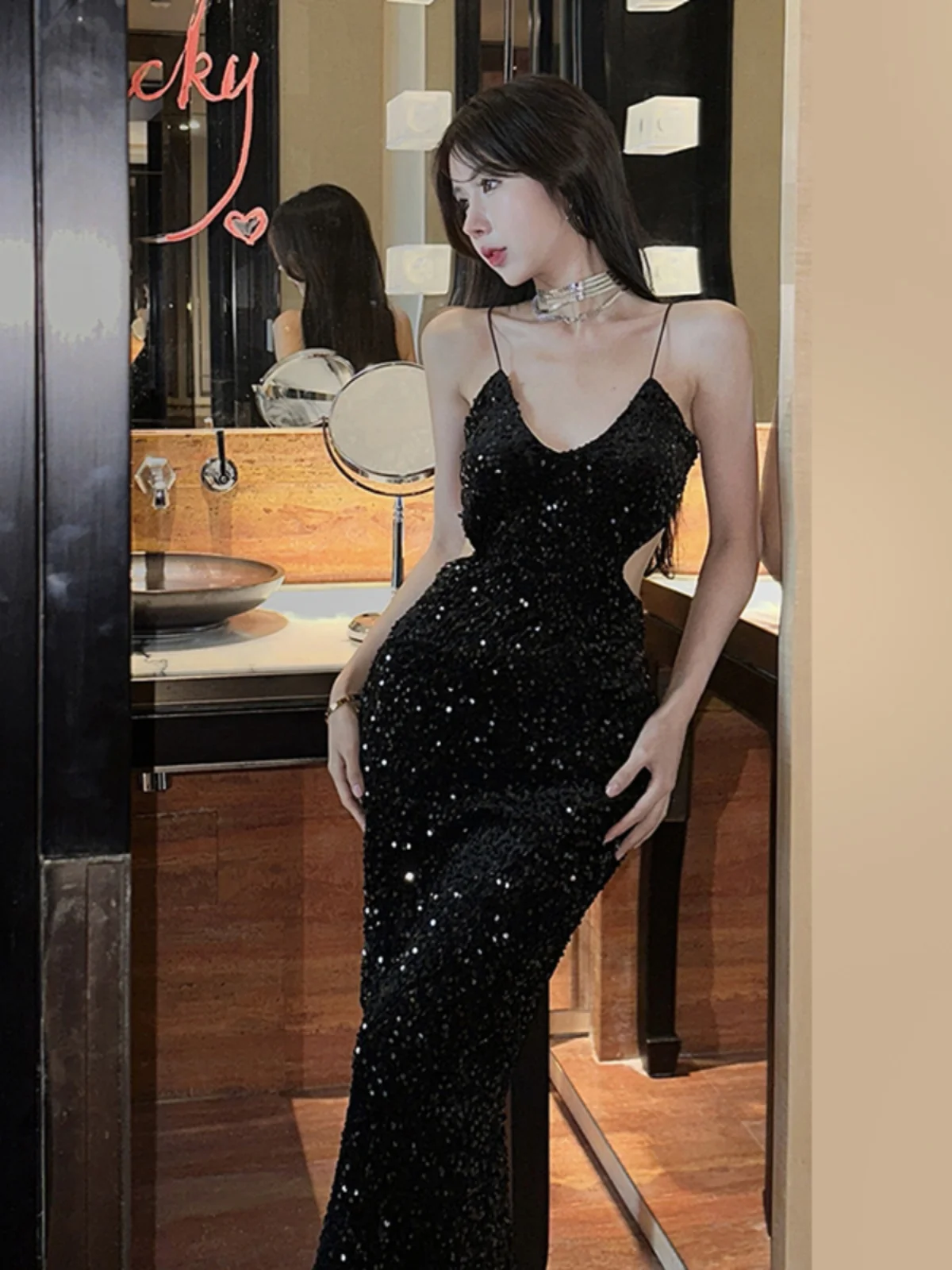 

Ele Winter Long Dr Сексуальное платье с пайетками Slim Fit на бретельках для дня рождения, полиуретан 90, другое 0 с вырезами