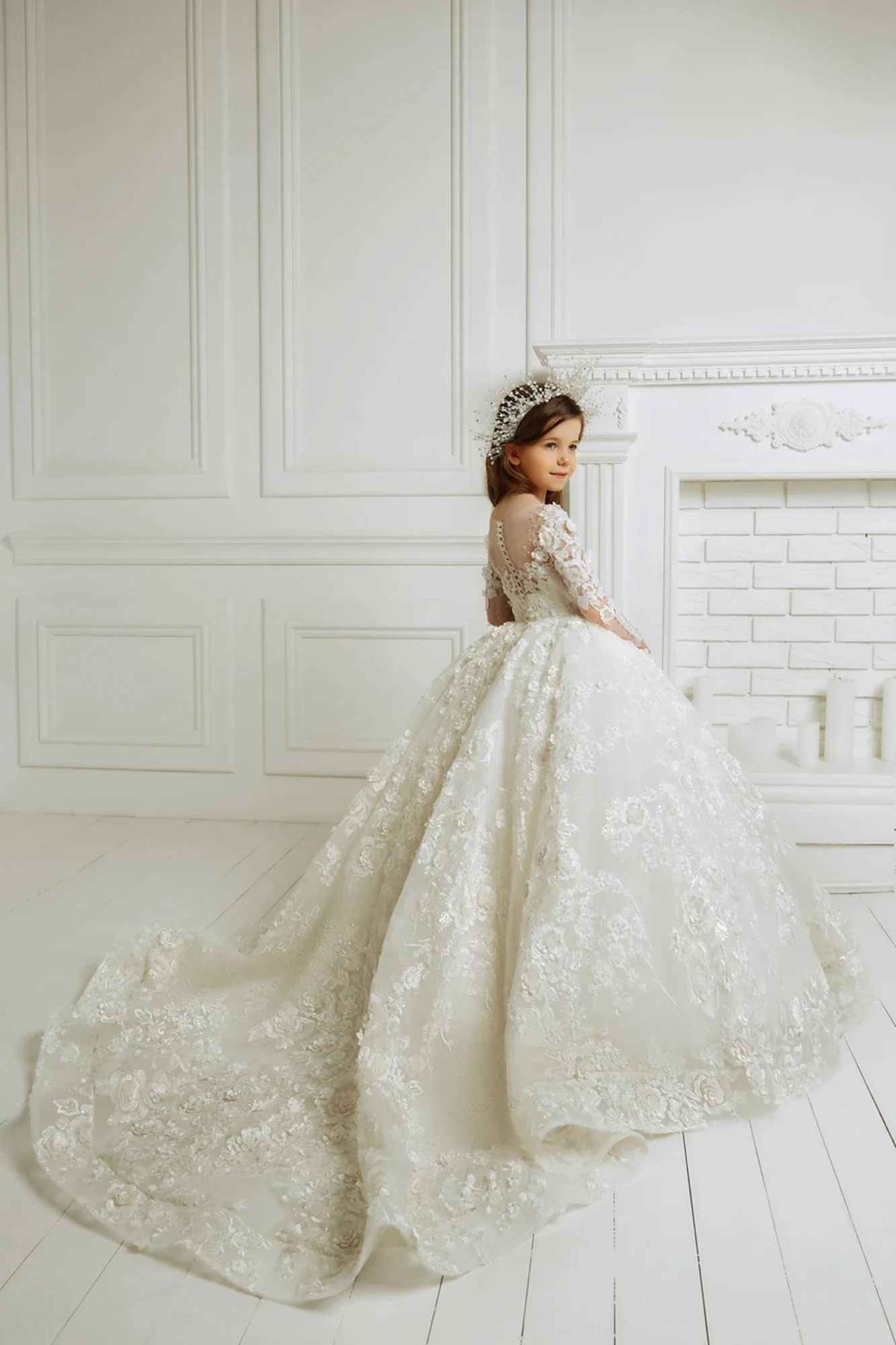 Vestidos de flores de manga larga de marfil de lujo para niña, Apliques de encaje para boda, fiesta de cumpleaños de graduación, vestido de baile de comunión para desfile para niñas