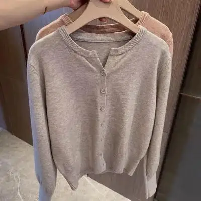 Flower khaki
