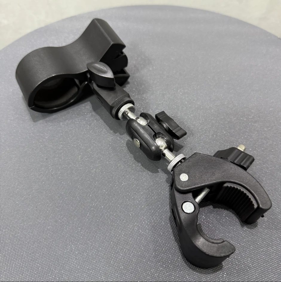 

Handheld Fan Stand Clip Large Clamp 360-Degree Rotating Joint Stroller Fan Clip Phone Holder Microphone Clip for Street Vendors