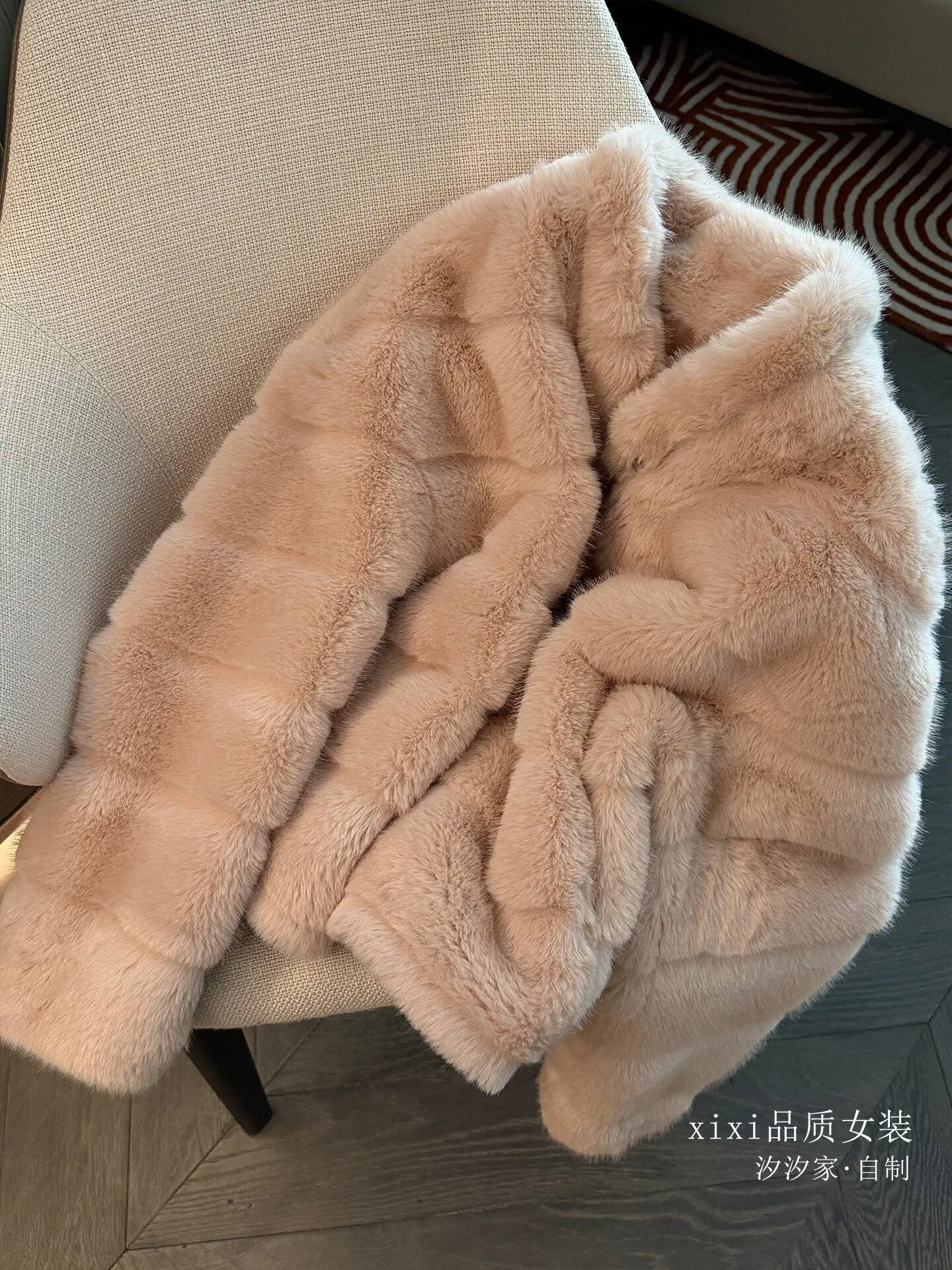 New Three color coat, smooth plush warm and thick top Jackets