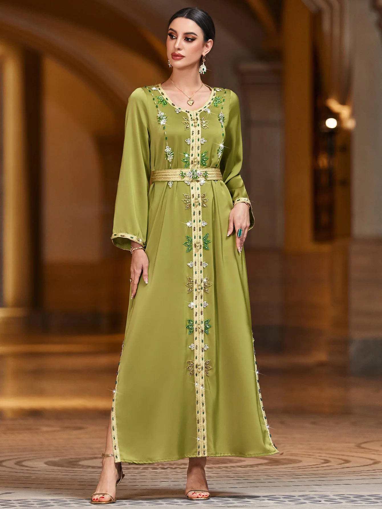 Saudi Arabia Dubai Muslim Women's Fashion Moroccan Improved Robe Handmade Diamond Set Round Neck Long Sleeve Split Dress