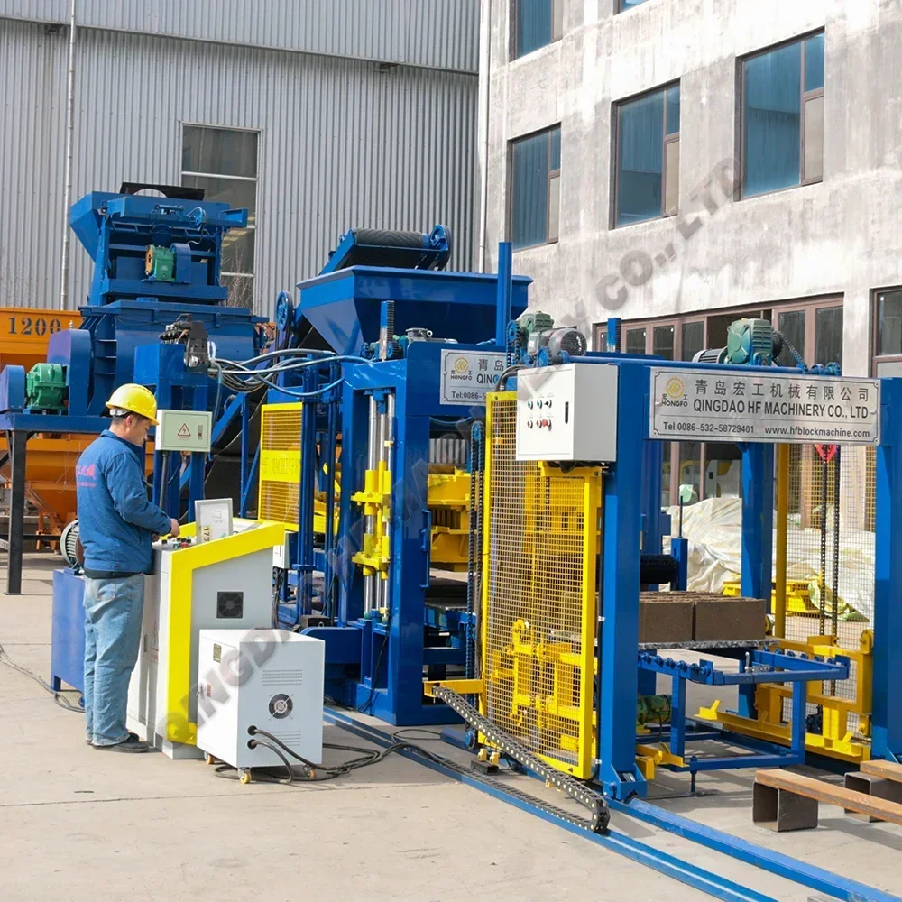 رائجة البيع آلة تصنيع الطوب آلة تشكيل البلوك الخرساني QT5-15 آلة تصنيع البلوك للبيع