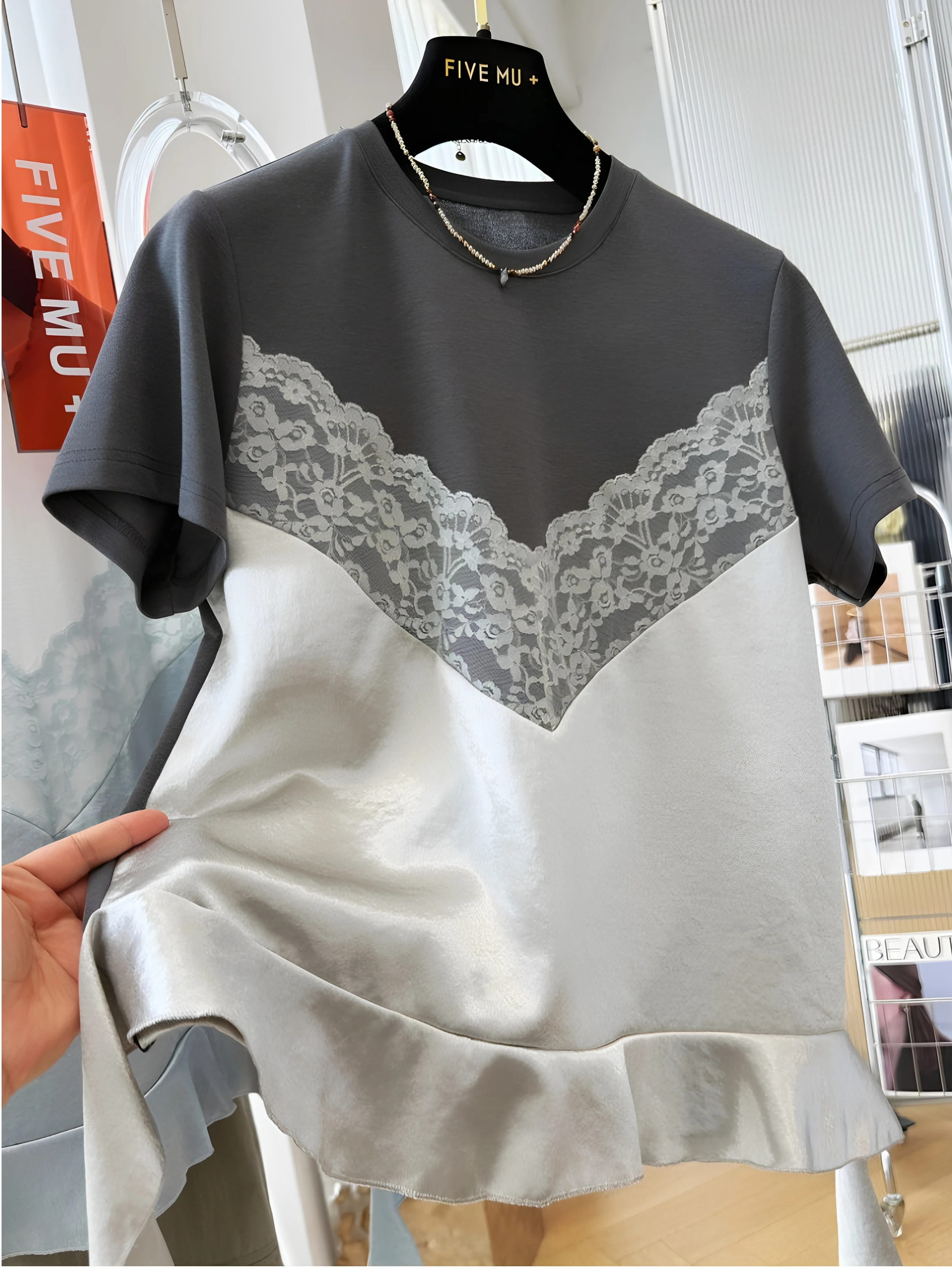 

plus Size Women's Korean Style Lace Splice Short Sleeve T-Shirt Big MM Summer Floral Fake Two-Piece Top Breathable Loose...