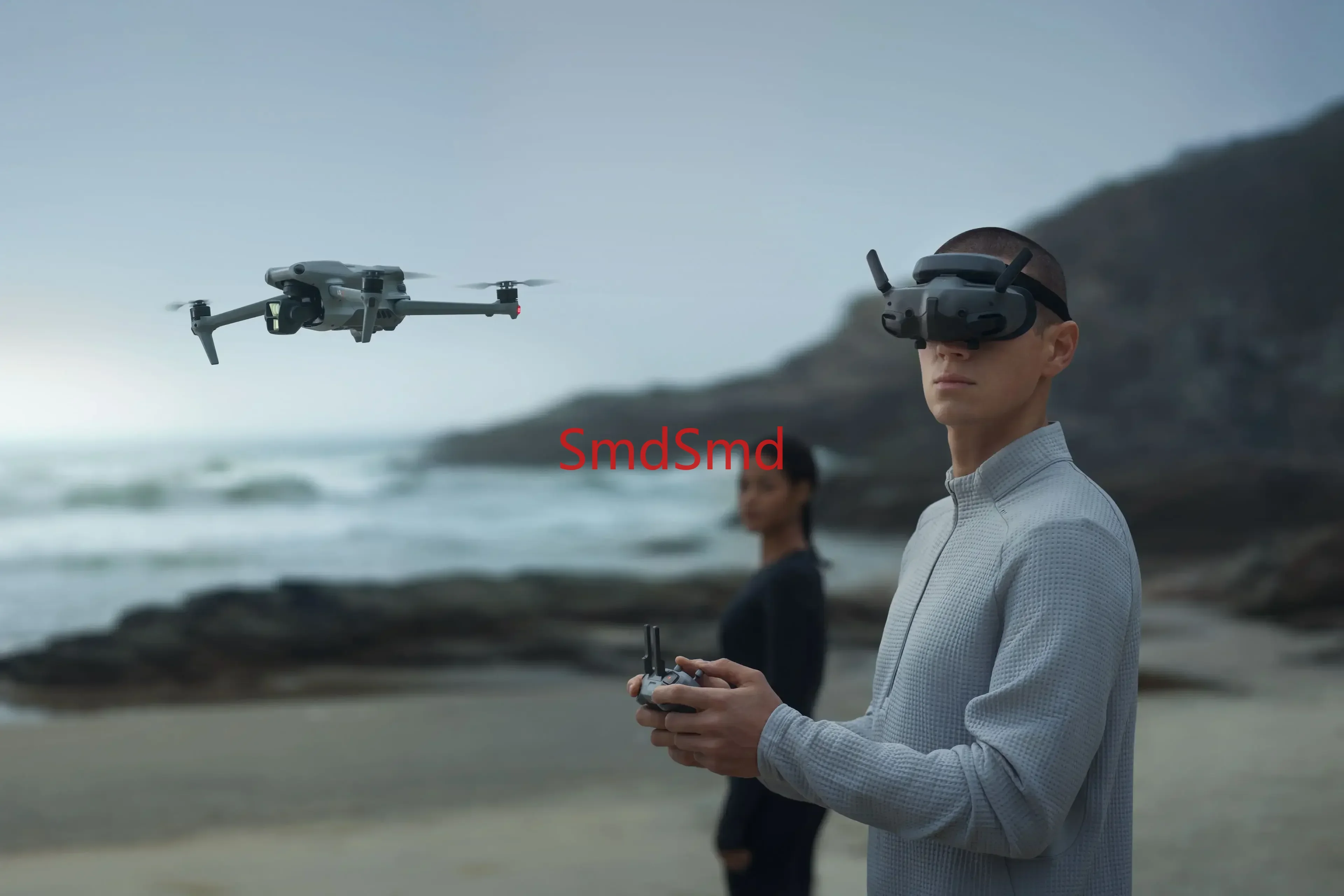 Goggles 3 Pair it with DJI RC Motion 3 to get a fully immersive motion control experience Original Brand in Stock