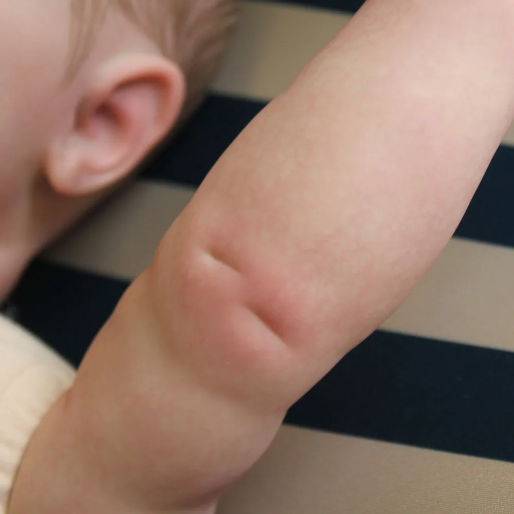 Bzdoll-女の子のためのリアルなソフトシリコン生まれ変わった人形,パターン化された赤ちゃんのボディ,24インチ,女の子のためのギフト玩具