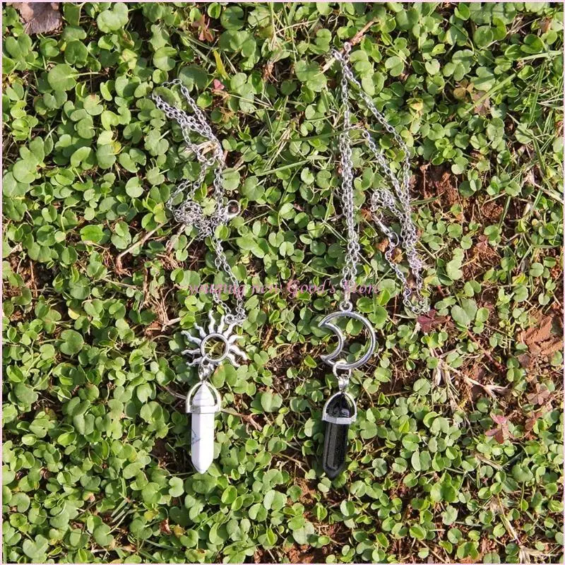 57QA 2 Pieces Sun and Moon Crystal Couple Necklace Symbolize Love for Lovers