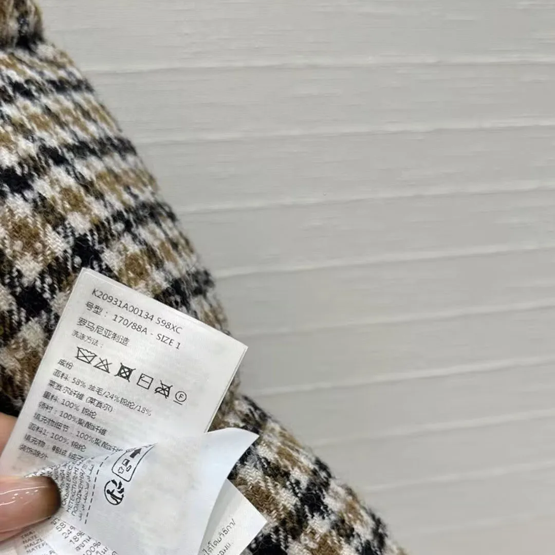 2025 New Winter Warm Goose Down Tank Jacket Women Woolen Plaid Pattern Fleece Turtleneck Sleeveless Casual Loose Vest Jacket