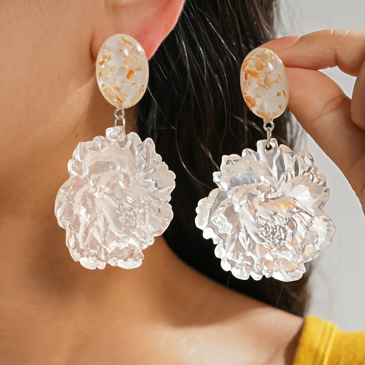 Large Transparent Resin Peony Flower Dangle Earrings for Women Inlaid Gold Color Flake Oval Drop Earring Beach Holiday Jewelry K