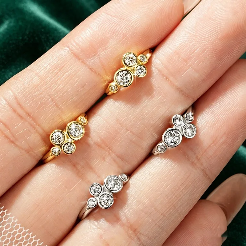 Lnngy Creolen-Ohrringe mit rundem Moissanit im Lünettenfassung für Damen, 14 Karat Gold gefüllt, fünf Steine, Kreis-Ohrringe, trendiges Schmuckgeschenk – Detail 1