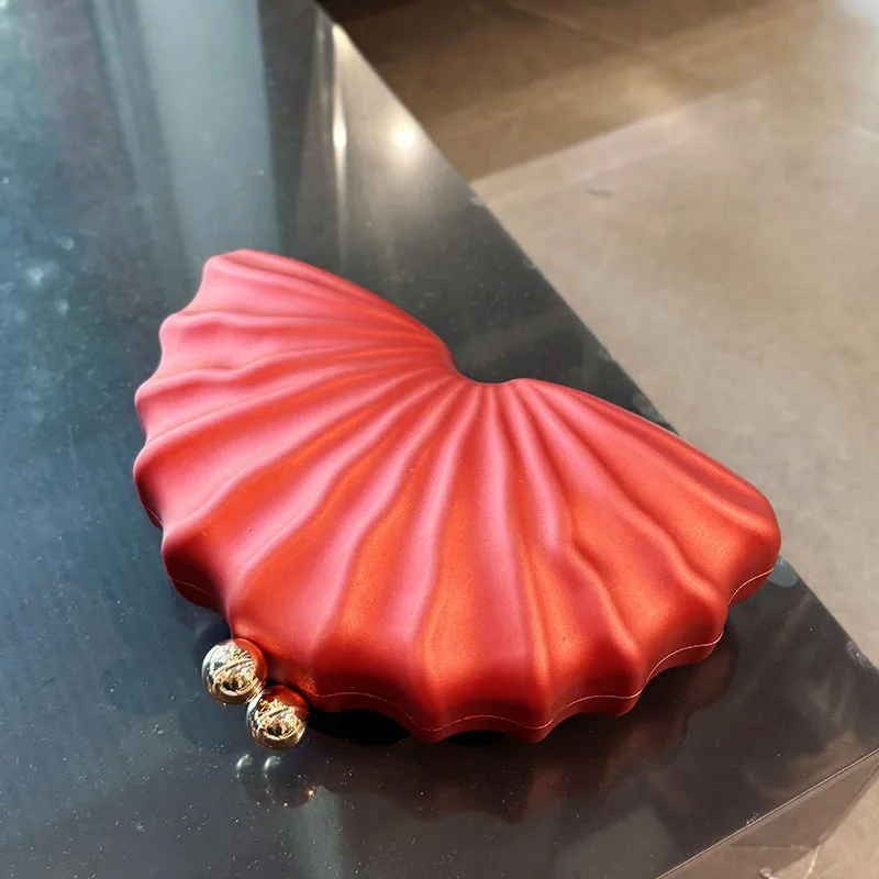 

New shoulder crossbody bag, shaped shell acrylic bag, fashionable wedding banquet handbag