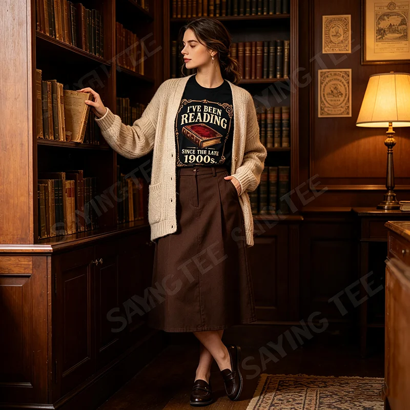 Ich habe seit den späten 1900er Jahren gerne gelesen - Lustiges Buchliebhaber-T-Shirt Y2K Vintage Reader Grafik-Spruch-T-Shirt Kleidung für Frauen Männer Geschenk – Detail 4