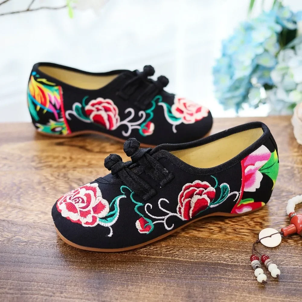 Women\'s Shoes Fashion Vintage Elegant Ethnic Style Embroidery Streetwear Chinese Style Casual Shoes for Women Hanfu Comfortable