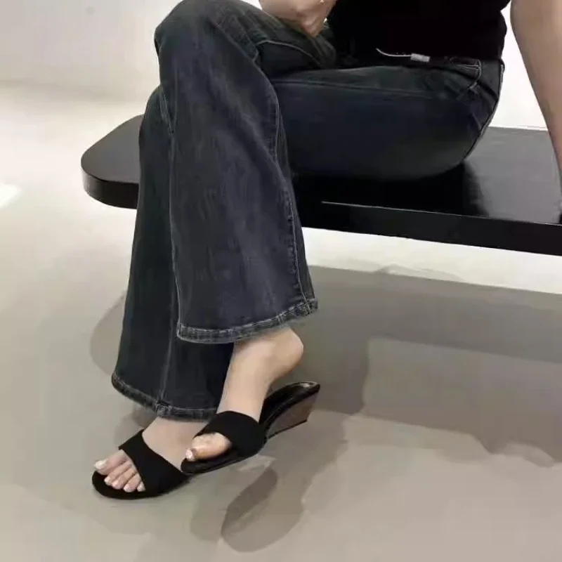 شباشب French Plaza رائعة بكعب عالٍ للنساء صيفية جديدة صنادل مريحة عصرية تصميم فاخر أحذية نسائية #1