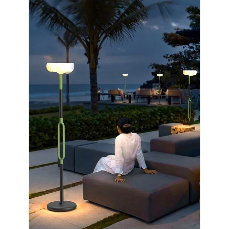 Outdoor solar light, courtyard floor light, outdoor garden villa light, waterproof atmosphere terrace light, cloud lawn light