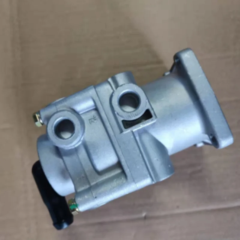 

foot brake valve 4613150080 D-A-F IVE M-A-N S-CA-NIA VOL