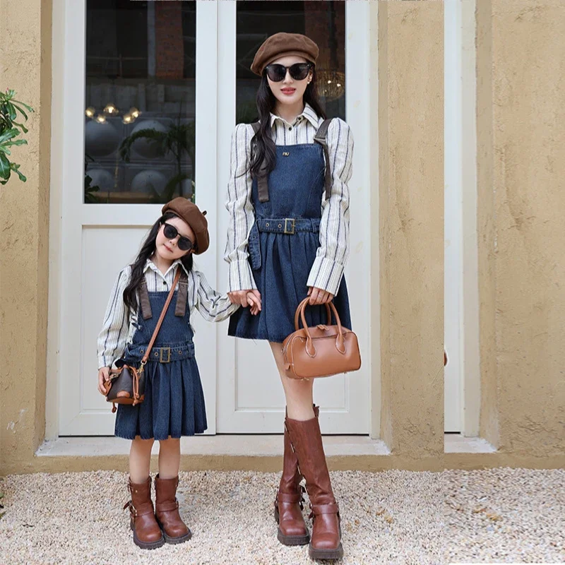 

Mother Daughter Matching Fashion Outfits Mom and Baby Girls Cotton Long Sleeve Blouse + Denim Sleeveless Dresses Women Dress Set