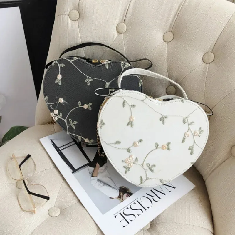 Lace Shoulder Bag Peach Heart Women Bags Embroidery  Handbag Portable Girl Diagonal Bag Heart-shaped Chain Bag For Girl