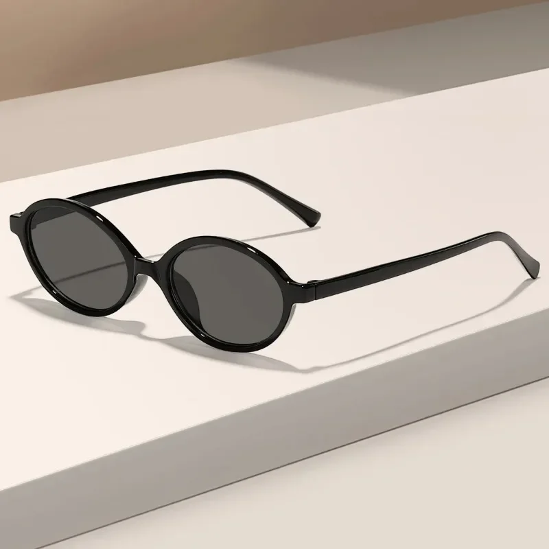 Women's Leopard Brown Sunglasses Fashion Brand Small Frame Sun Glasses Ladies Retro Oval Eyewear Retro Colorful Shade Eyeglass