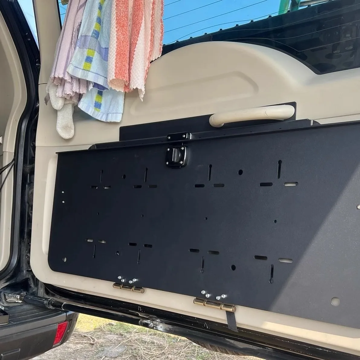 New For 2006~2022 Mitsubishi V93/V97/V87 Montero Shogun Pajero Tailgate Table Rear Door Foldable Table Pajero Rear Cargo Storage