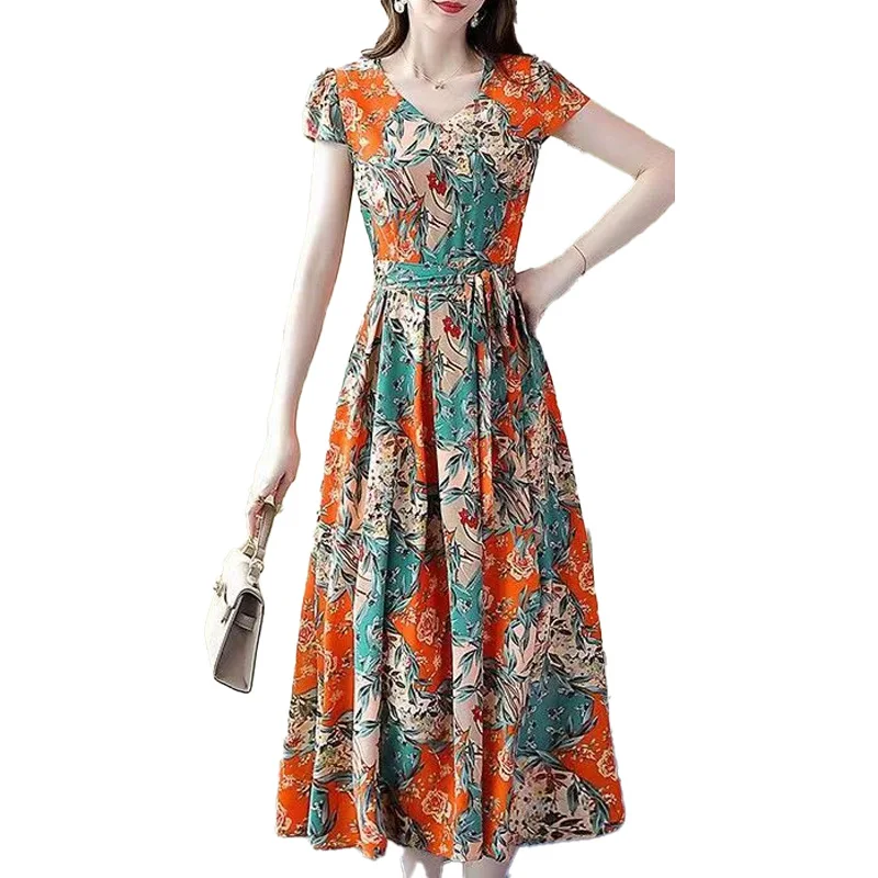 2023 New Summer Fashion Exquisite Celebrity Fantasy V-neck Printed Waist Fit Covering Belly Casual Resort Vintage Dress