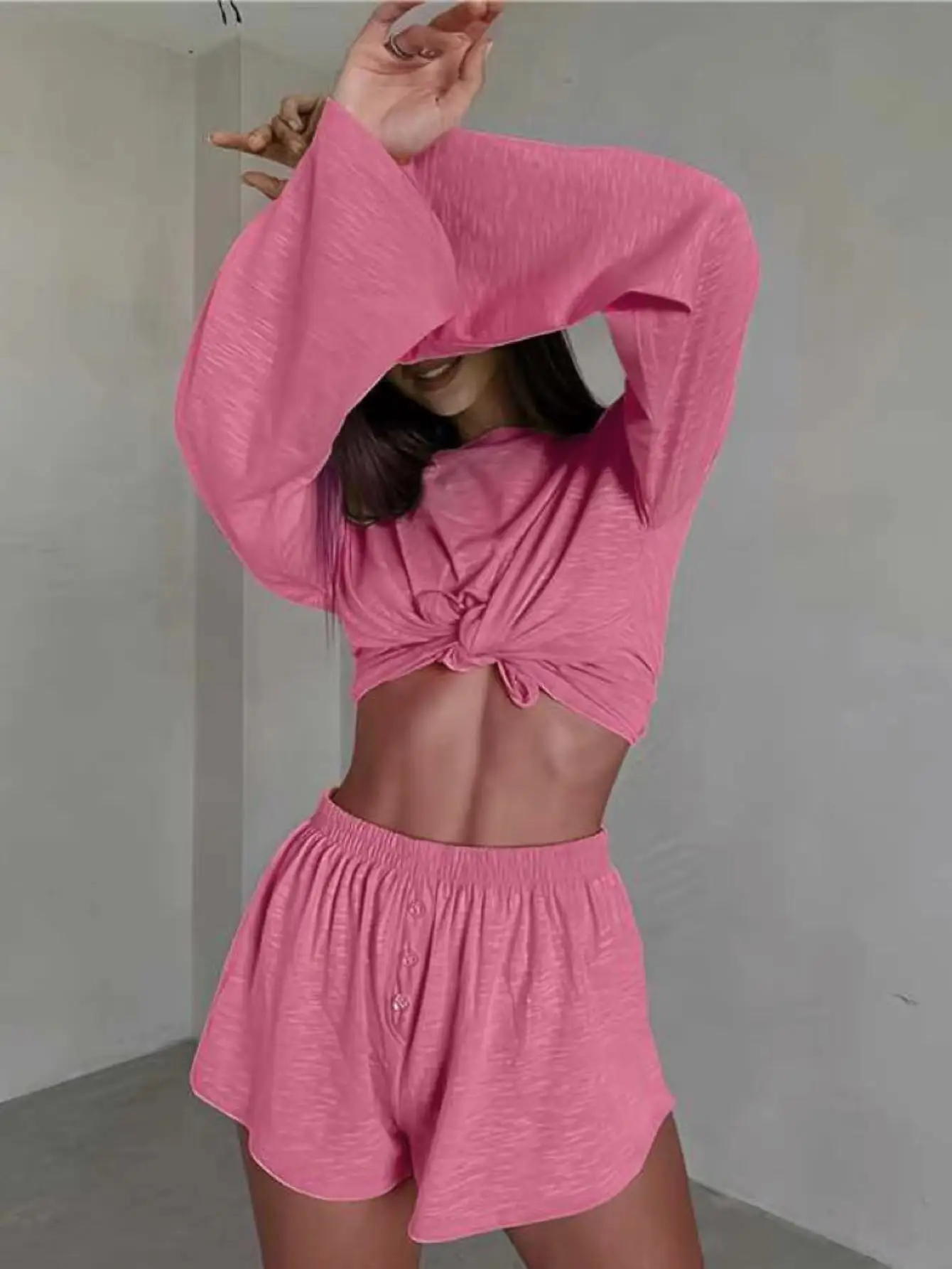 

Spring and summer solid color loose and comfortable, can be worn outside, long sleeved shorts, pajamas 2PC, home cloth