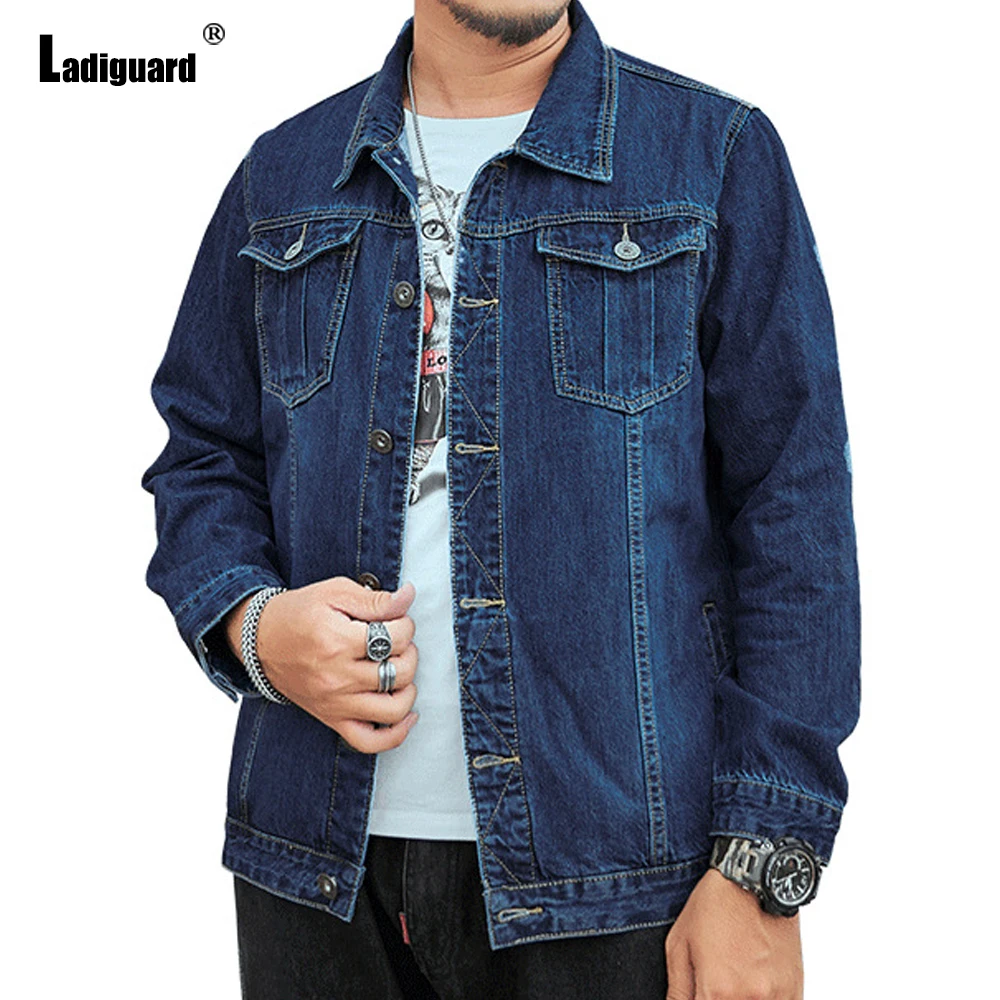 2026 الرجال الوقوف جيب عادية الكلاسيكية الأساسية الدنيم الستر الأزرق الداكن محززة جان القمم ملابس خارجية الدنيم الملابس حجم كبير S-8XL