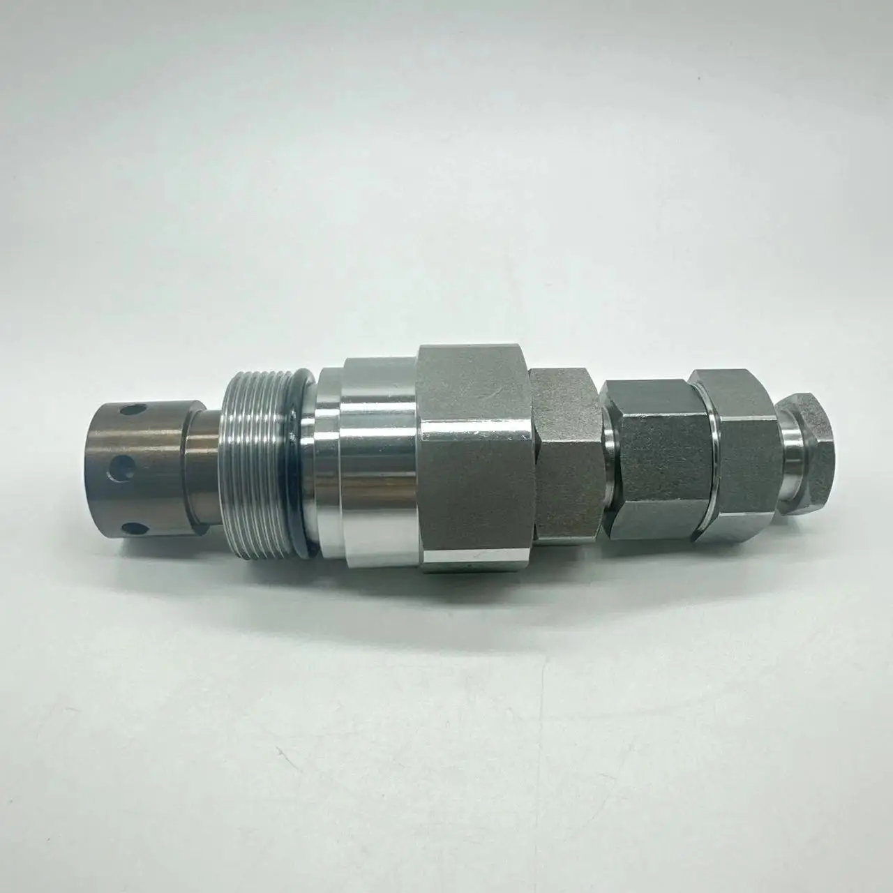 

14628881/14597185 EC290 main valve / 14552098/14628881 / XJDB - 00119
