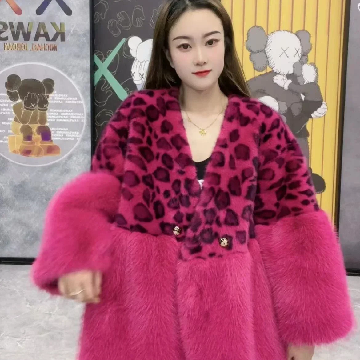 2023 Autumn Winter New Plush Fur Coat Female Temperament V-neck Mid-Length Leopard Print Imitated Mink Wool Coats Cute Doll Type