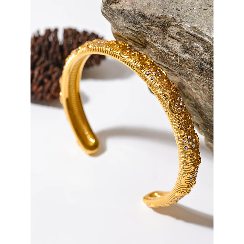 Yhpup Bransoletka ze stali nierdzewnej Star Moon Sun Cuff Bransoletka 18K Gold Color Wysokiej jakości wodoodporna cyrkonia Charm Modna biżuteria