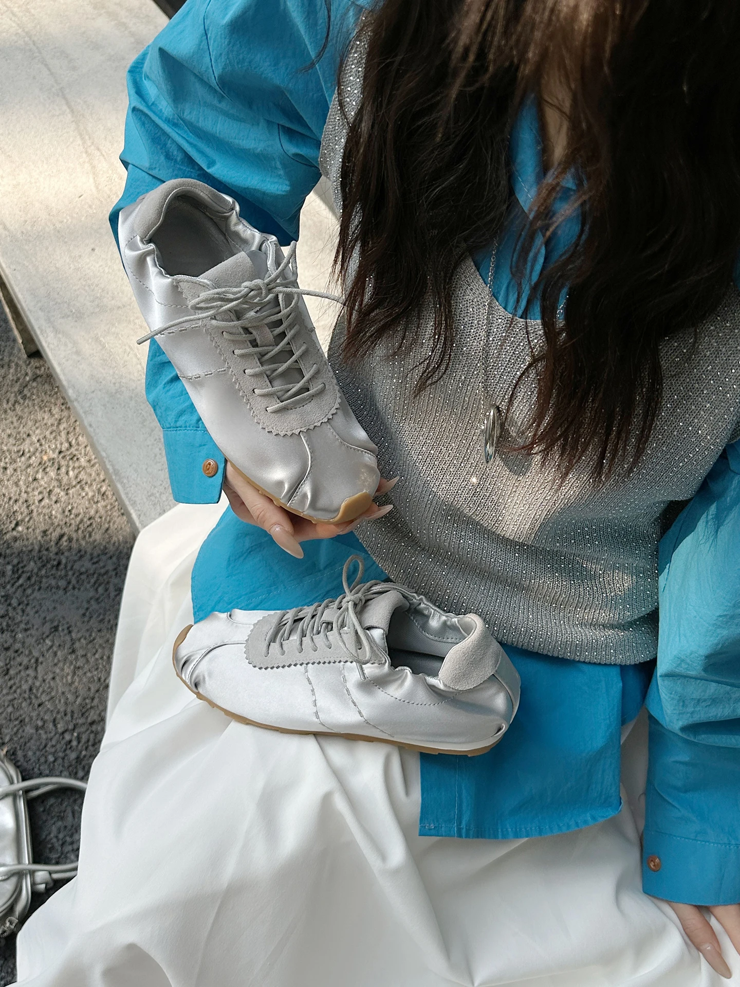 chaussures-de-sport-decontractees-polyvalentes-en-satin-retro-pour-femmes-a-lacets-confortables-a-talon-bas-semelle-exterieure-en-caoutchouc-bout-rond