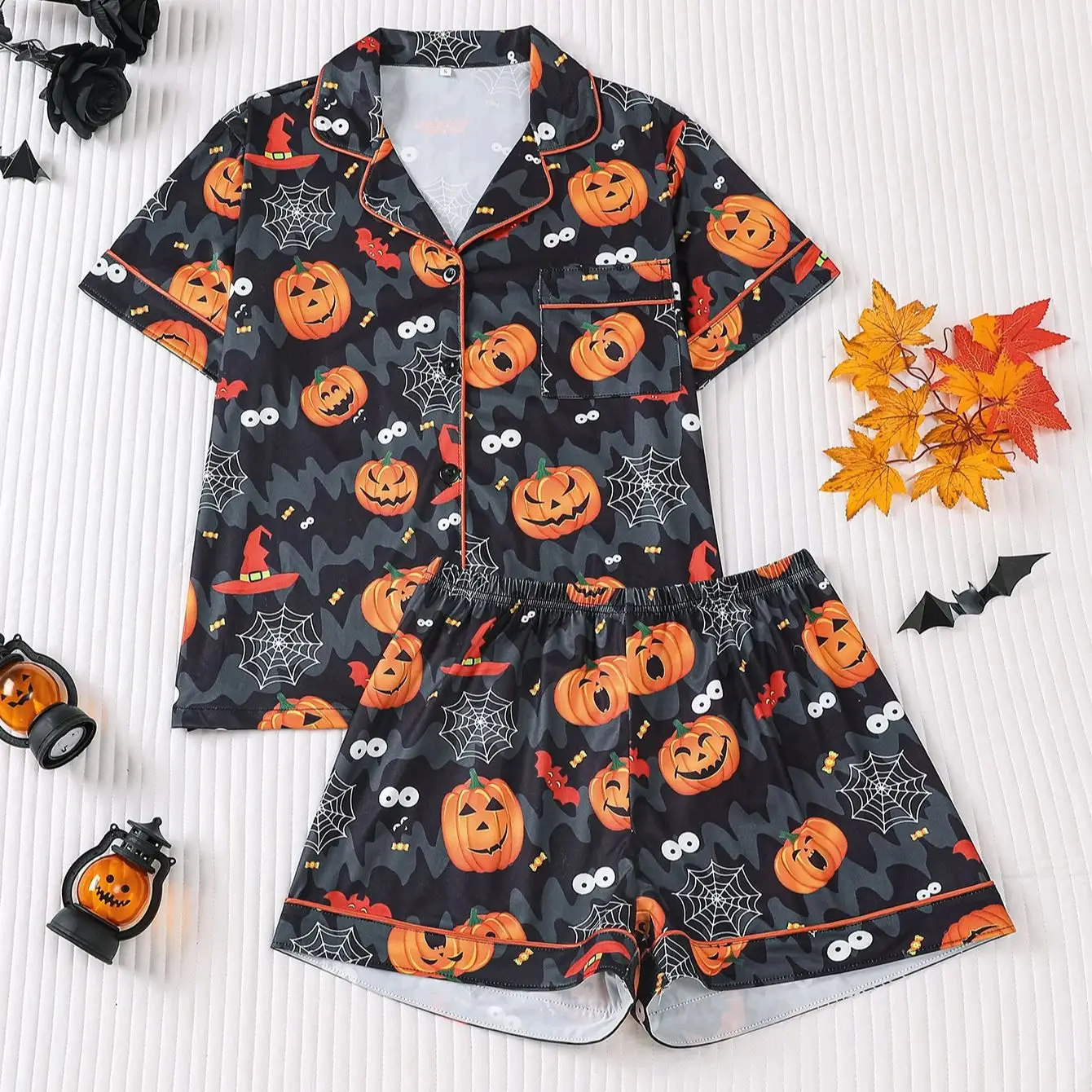 

Halloween Limited Pumpkin Pajama Set for Women, Flip Collar Short Sleeve Shorts, Funny Holiday Home Clothes