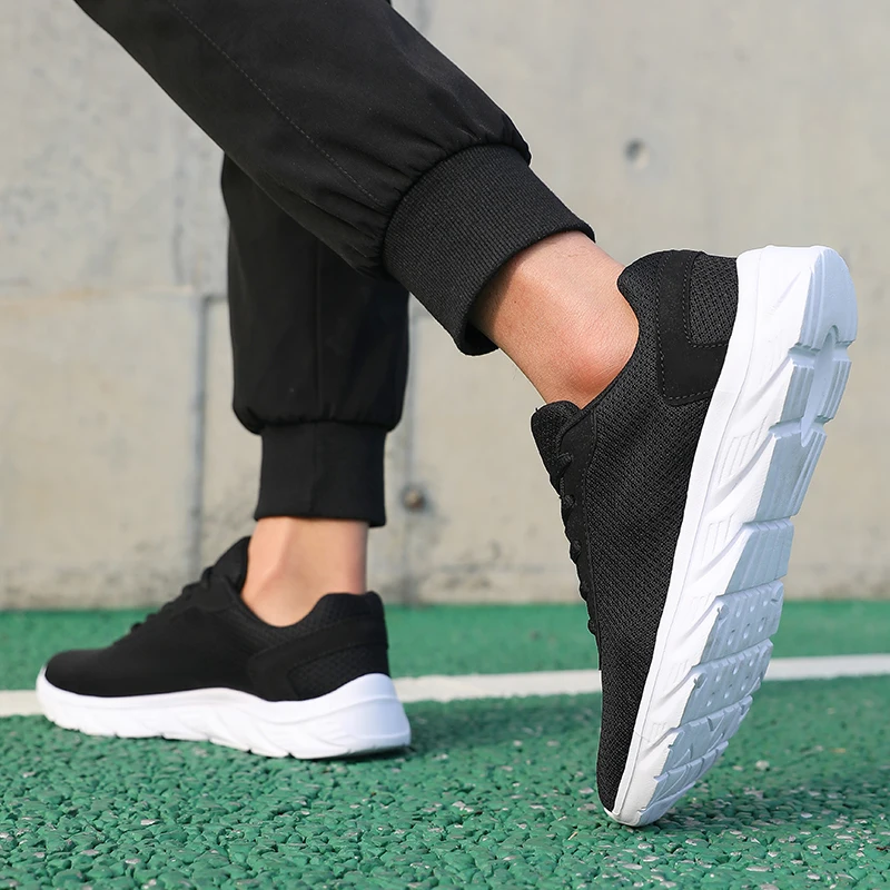 

Lightweight Black Men's Running Shoes Summer Outdoor Mesh Anti Slip Trend Sneakers Simple Versatile Men's Vulcanized Shoes 2025