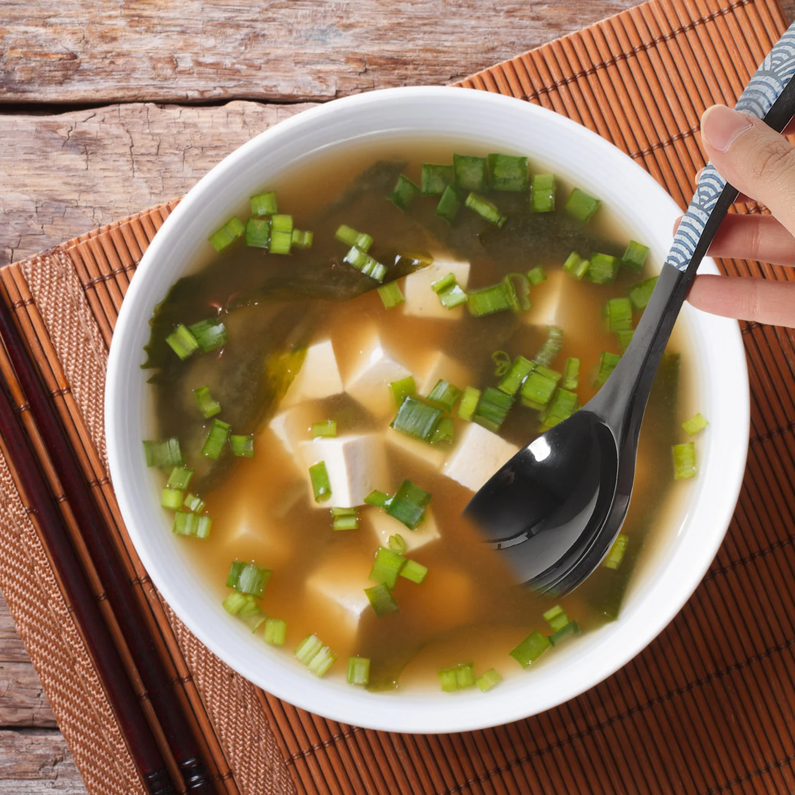 

Spoon Ergonomic Handle Design Multi-Function Soup Spoon Safe Materials Long Service Kitchen Decor