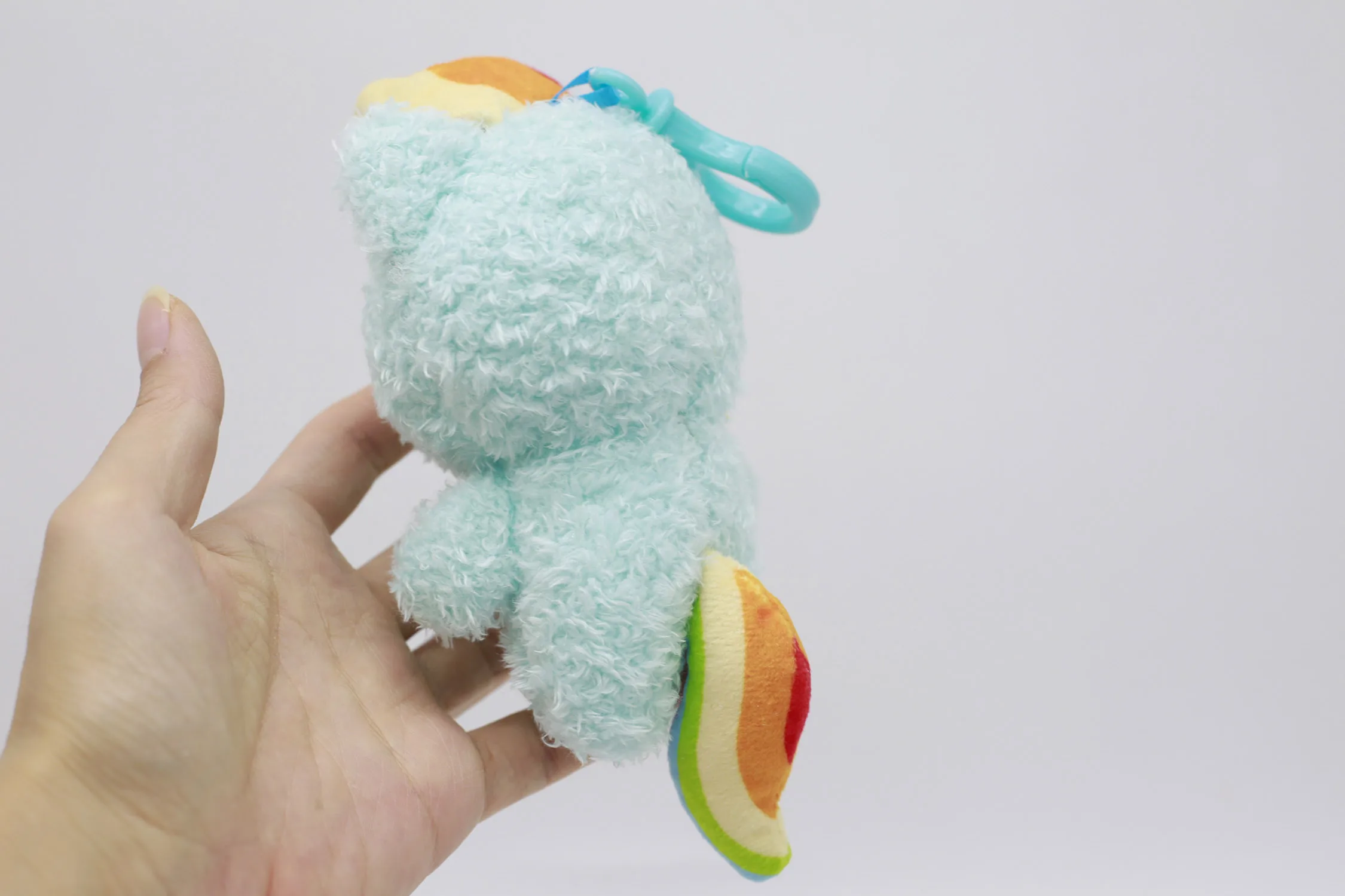 Hasbro My Little Pony Plüsch-Anhänger, weiche gefüllte Schlüsselanhänger, Taschen- und Rucksack-Ornamente, Applejack, Pinkie Pie, Weihnachtsgeschenk – Detail 8