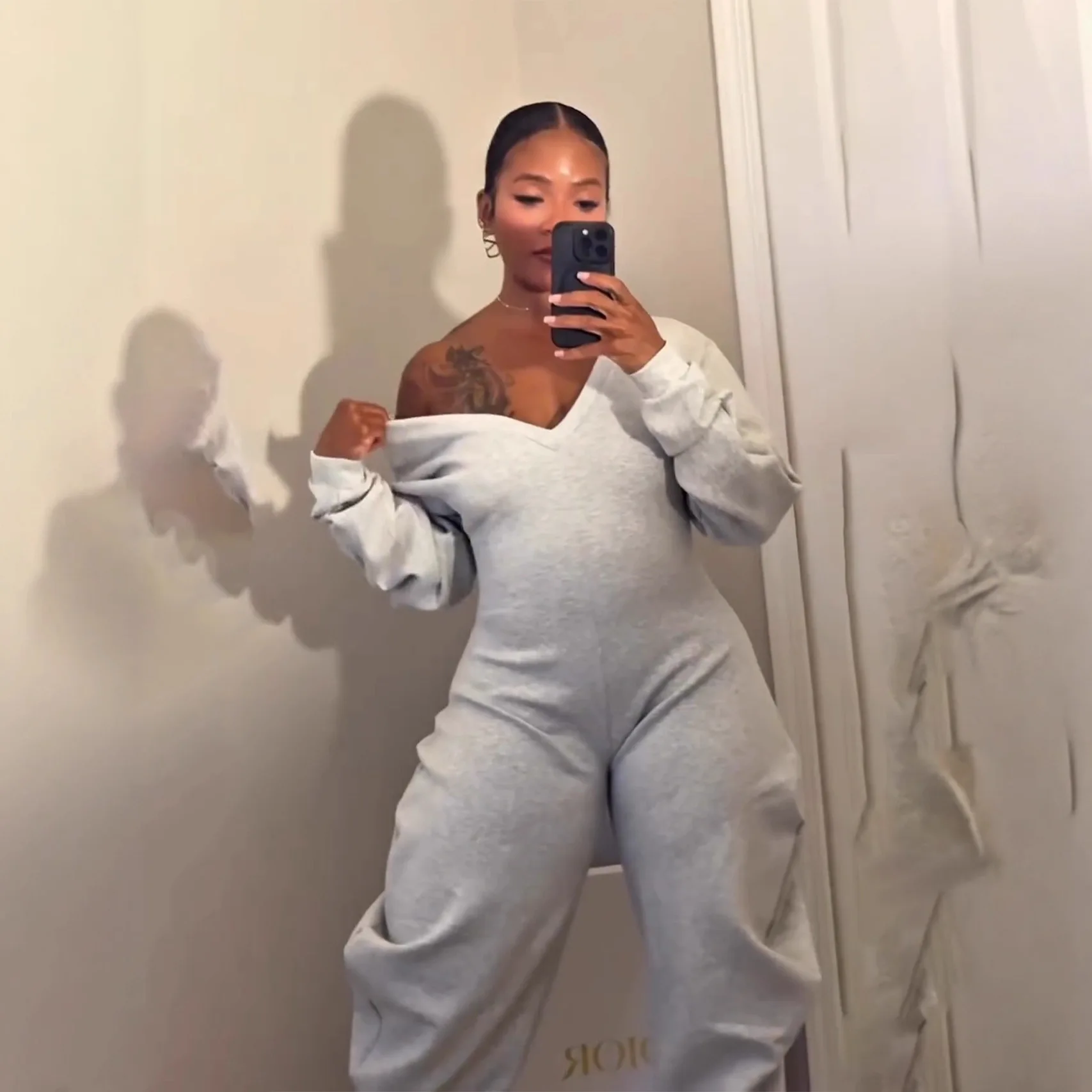 

Long Sleeve Sports Sweatshirt Jumpsuit New Women's Fashion V-Neck Sexy