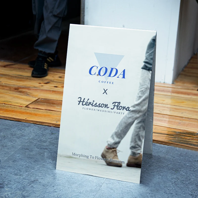 Mirror stainless steel display sign, floor standing sign billboard, vertical sign customization at the outdoor entrance of the c