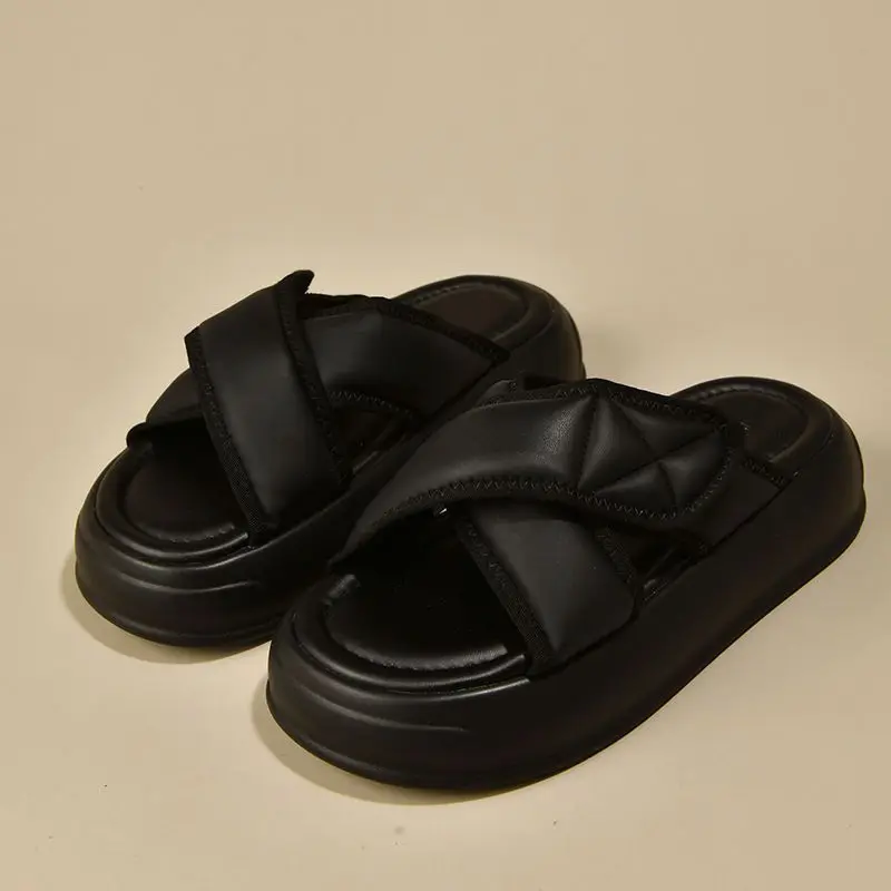 2026 Platform Slippers Summer High Quality Female Fashion Atmosphere Everything Match Flat One Line Beach Sandals