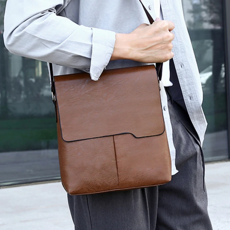 Casual Business PU Square Shoulder and Crossbody Bags Simple Fashion Bags for Men on Sale 2024 Bolso De Hombro De Los Hombres