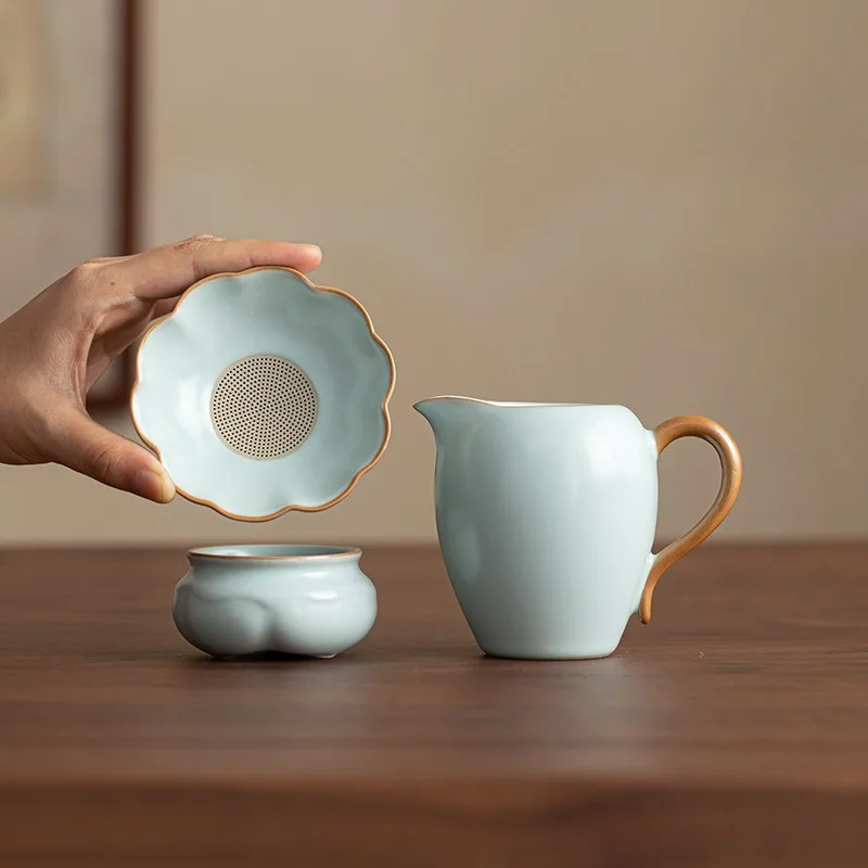 

Ru Kiln Небесно-голубой набор чашек и ситечек для чая — полностью керамический фильтр и ярмарка чашки, элегантный домашний набор для заварки чая для заваривания листьев