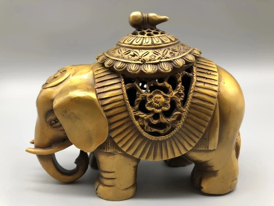 

Chinese Collect Brass Sculpture Animals Elephant Incense Burner Metal Crafts Home Decoration