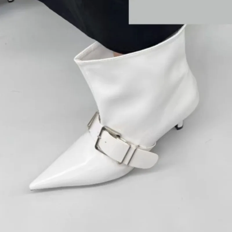 

Брендовые дизайнерские женские ботинки, новые осенние ботинки челси из лакированной кожи в стиле ретро, легкие короткие ботинки на шпильке для повседневных поездок на работу