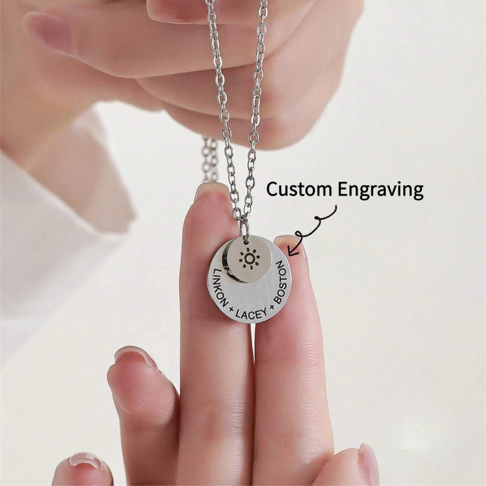 

Ожерелье с гравировкой по индивидуальному заказу и двухслойной круглой подвеской, небольшой круглый кулон, минималистичный аксессуар, подарок на день рождения